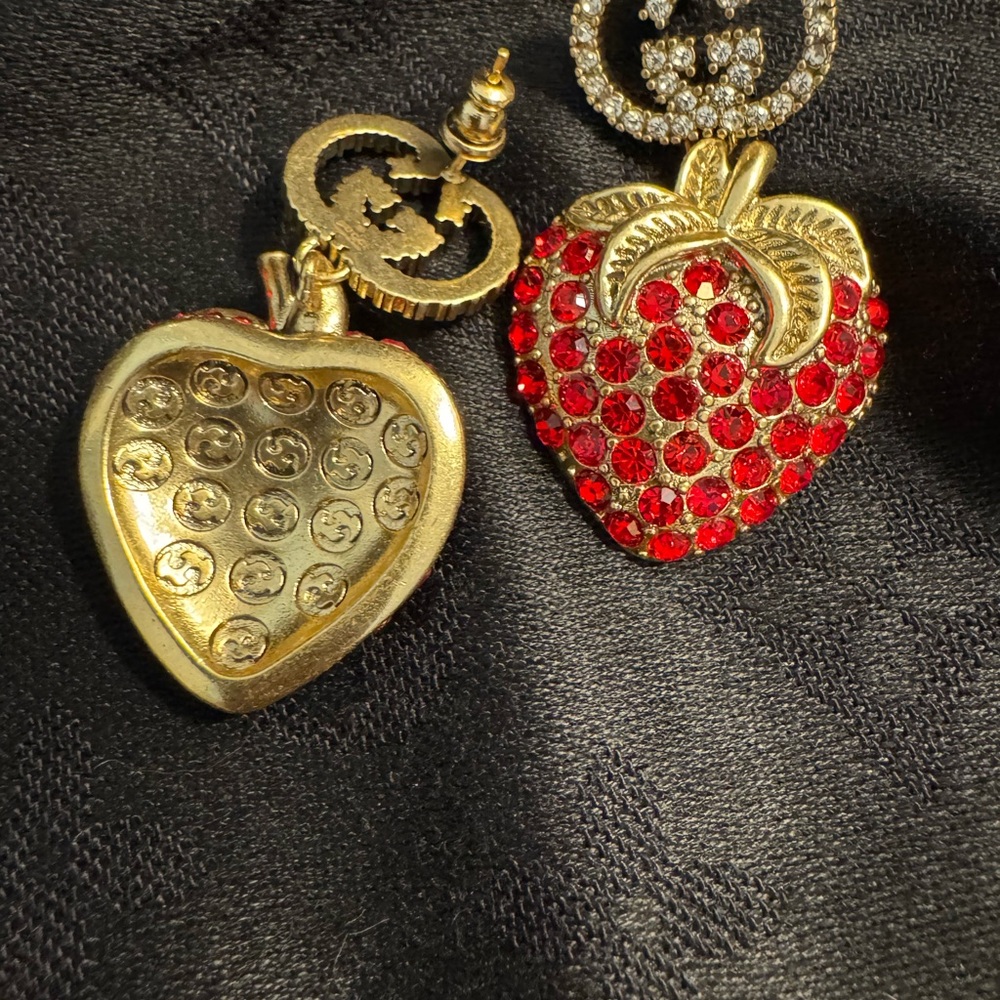 Gucci Red and Gold Interlocking Strawberry Earrings - Picture 5 of 6